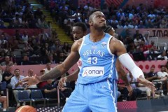 NBA骑士更衣室寂静，米切尔赛后未接受采访之谜